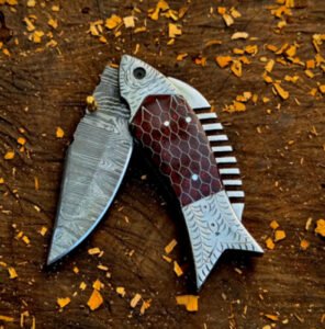 Damascus Steel Fish Folding Knife with Honeycomb Resin Handle