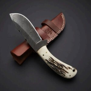 Staghorn Medium to Large Fixed-Blade Knife – Damascus Steel