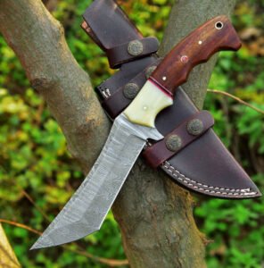 Damascus Steel Hunting Knife